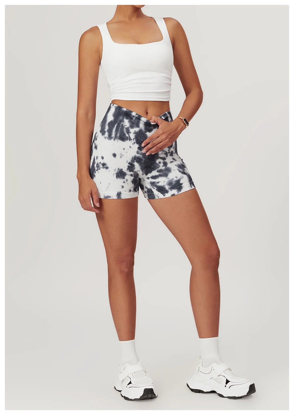 Bella  Shorts