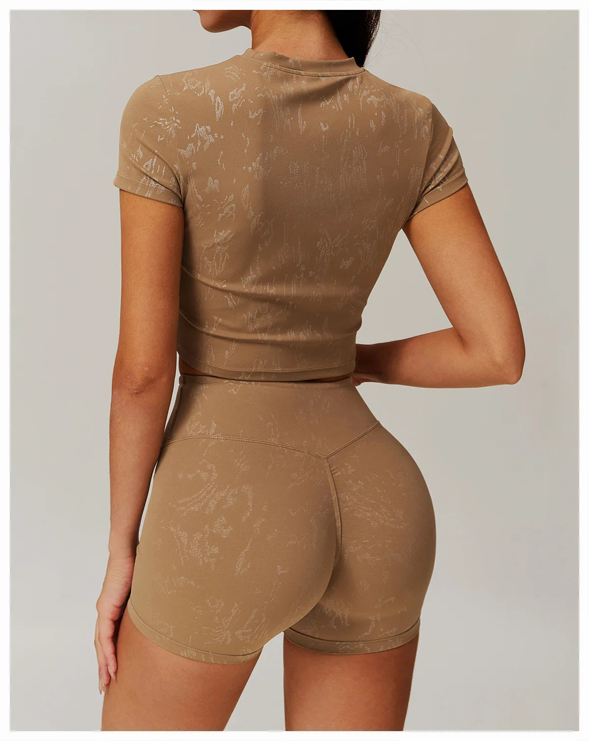 Zoya  Crop Top