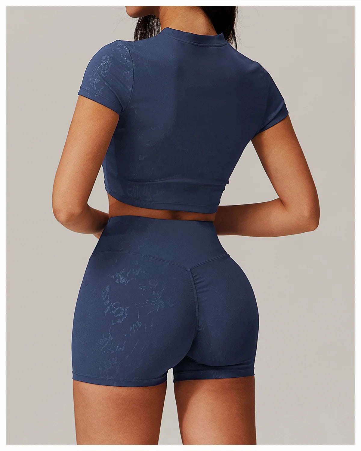Zoya  Crop Top